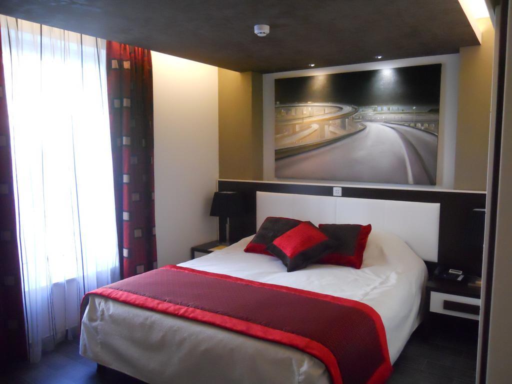 La Louvière Apparthotel Belle Vue الغرفة الصورة